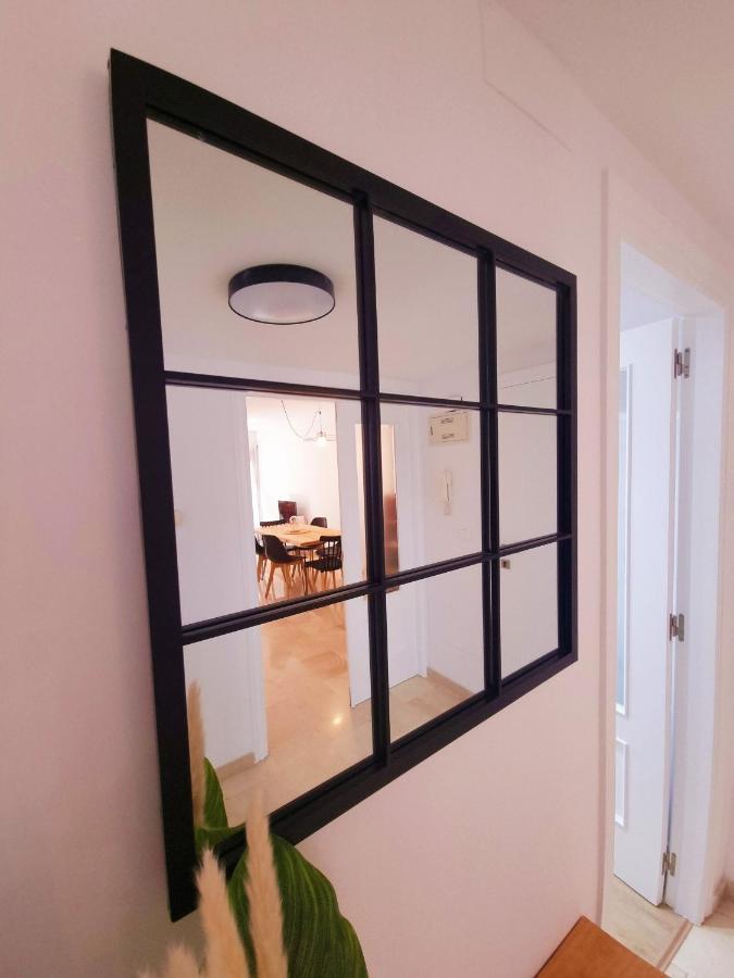 Charlot Center Apartment I Аликанте Екстериор снимка