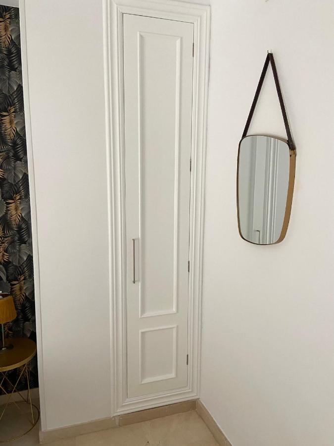 Charlot Center Apartment I Аликанте Екстериор снимка